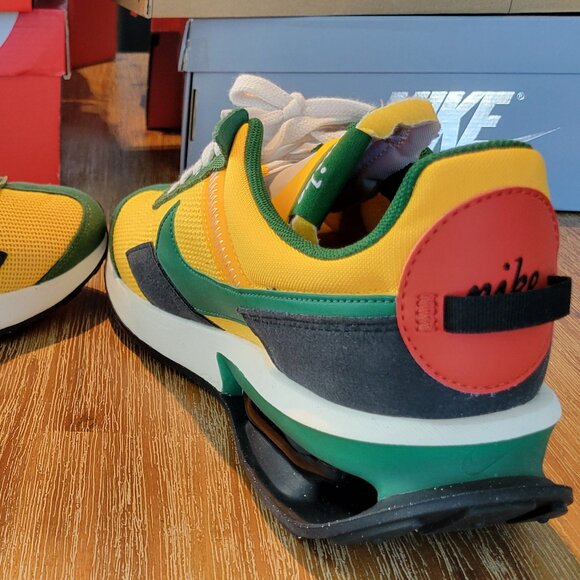 Nike Air Max Pre-Day | University Gold/Gorge Green | Men 10.5 / Women 12 | Like - Picture 8 of 10